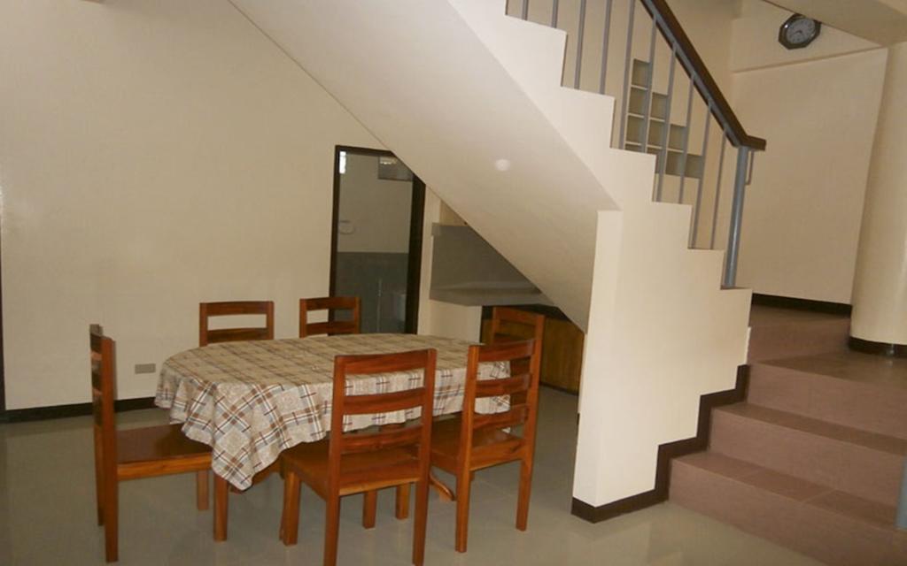 Amerson Pension Place Puerto Princesa Exterior foto