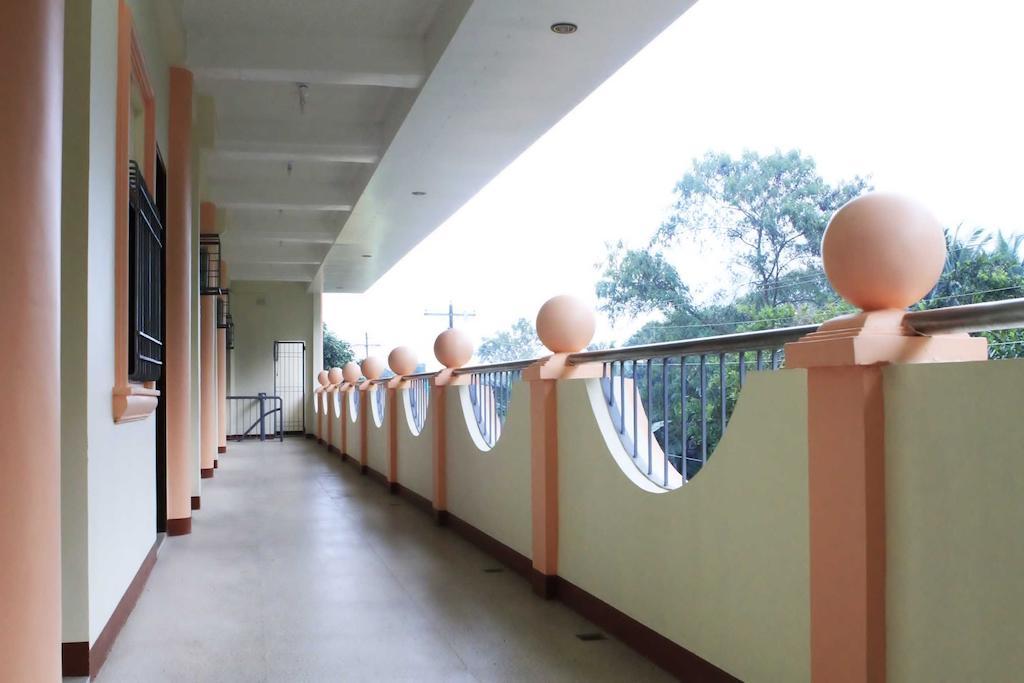 Amerson Pension Place Puerto Princesa Exterior foto