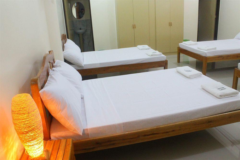 Amerson Pension Place Puerto Princesa Exterior foto