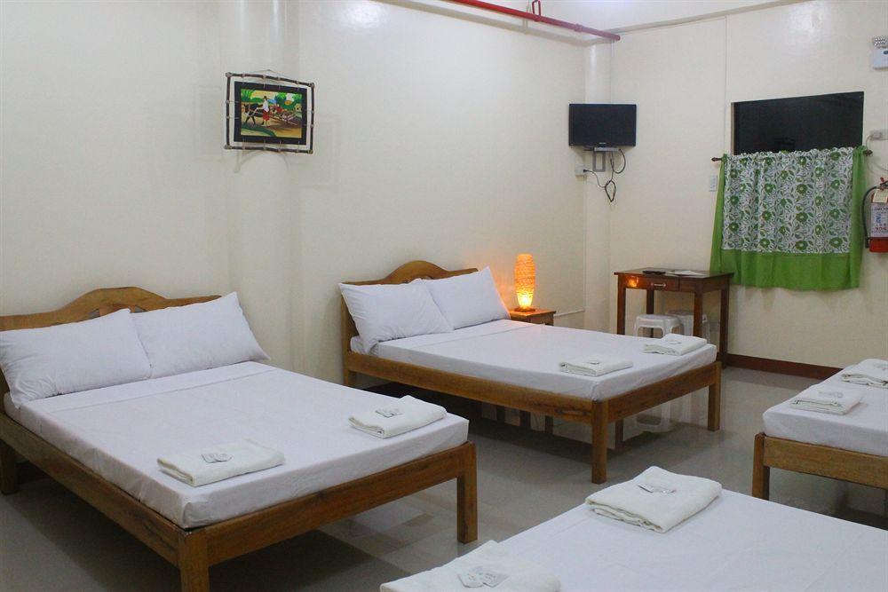 Amerson Pension Place Puerto Princesa Exterior foto