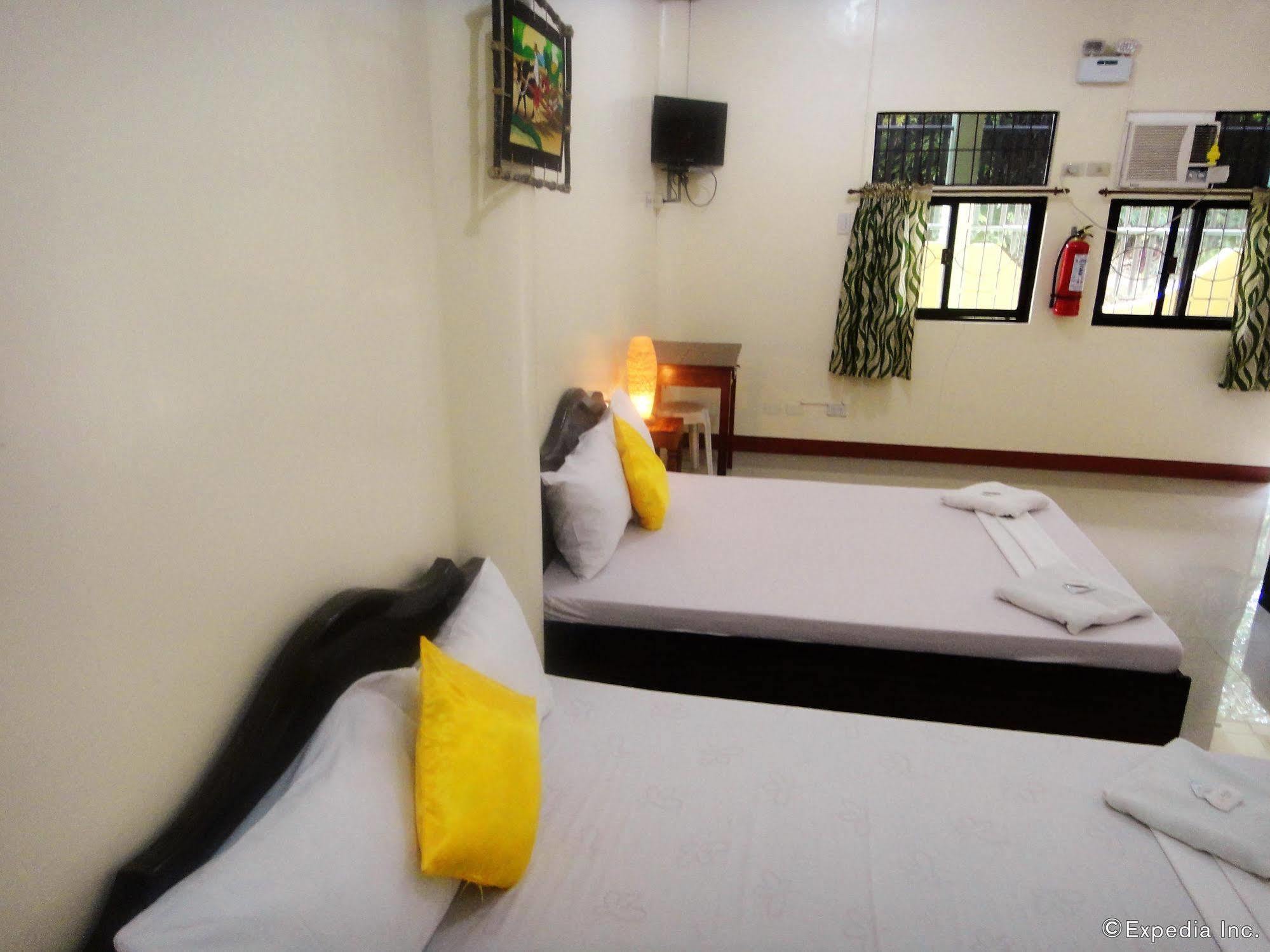 Amerson Pension Place Puerto Princesa Exterior foto