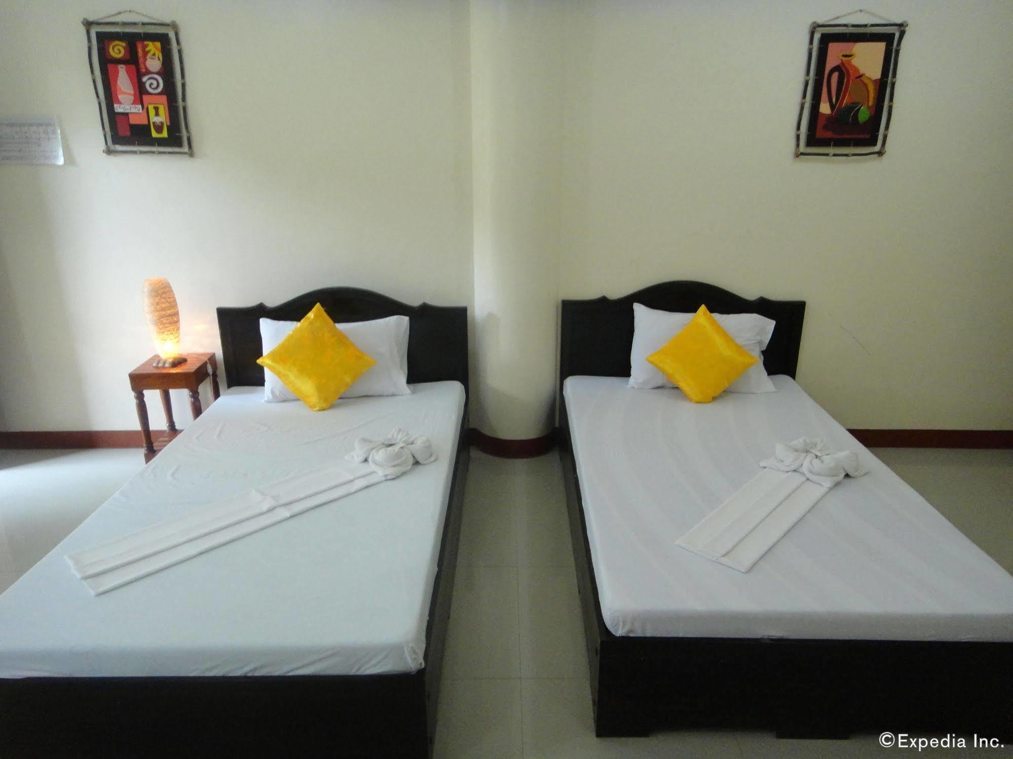 Amerson Pension Place Puerto Princesa Exterior foto