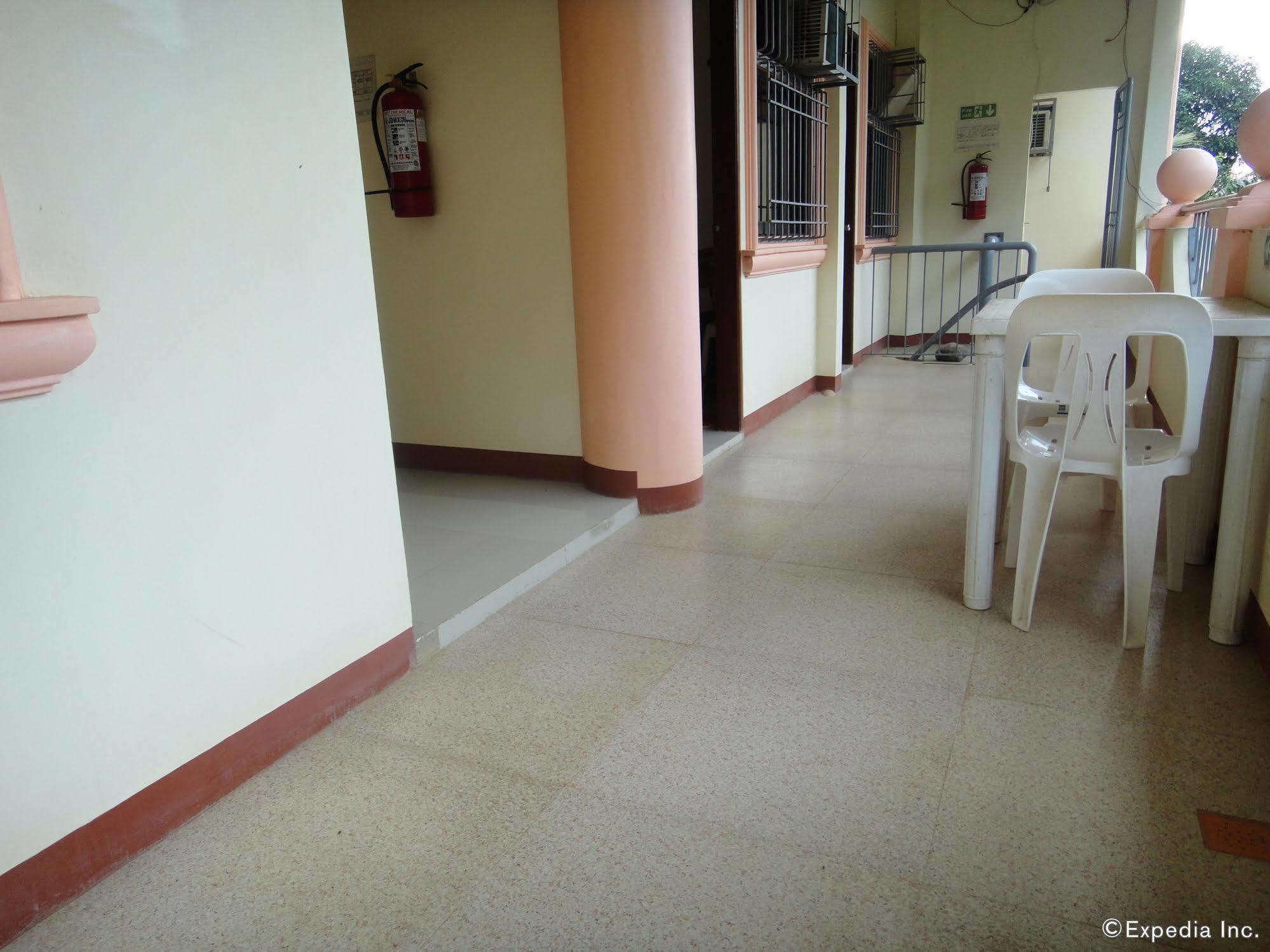 Amerson Pension Place Puerto Princesa Exterior foto