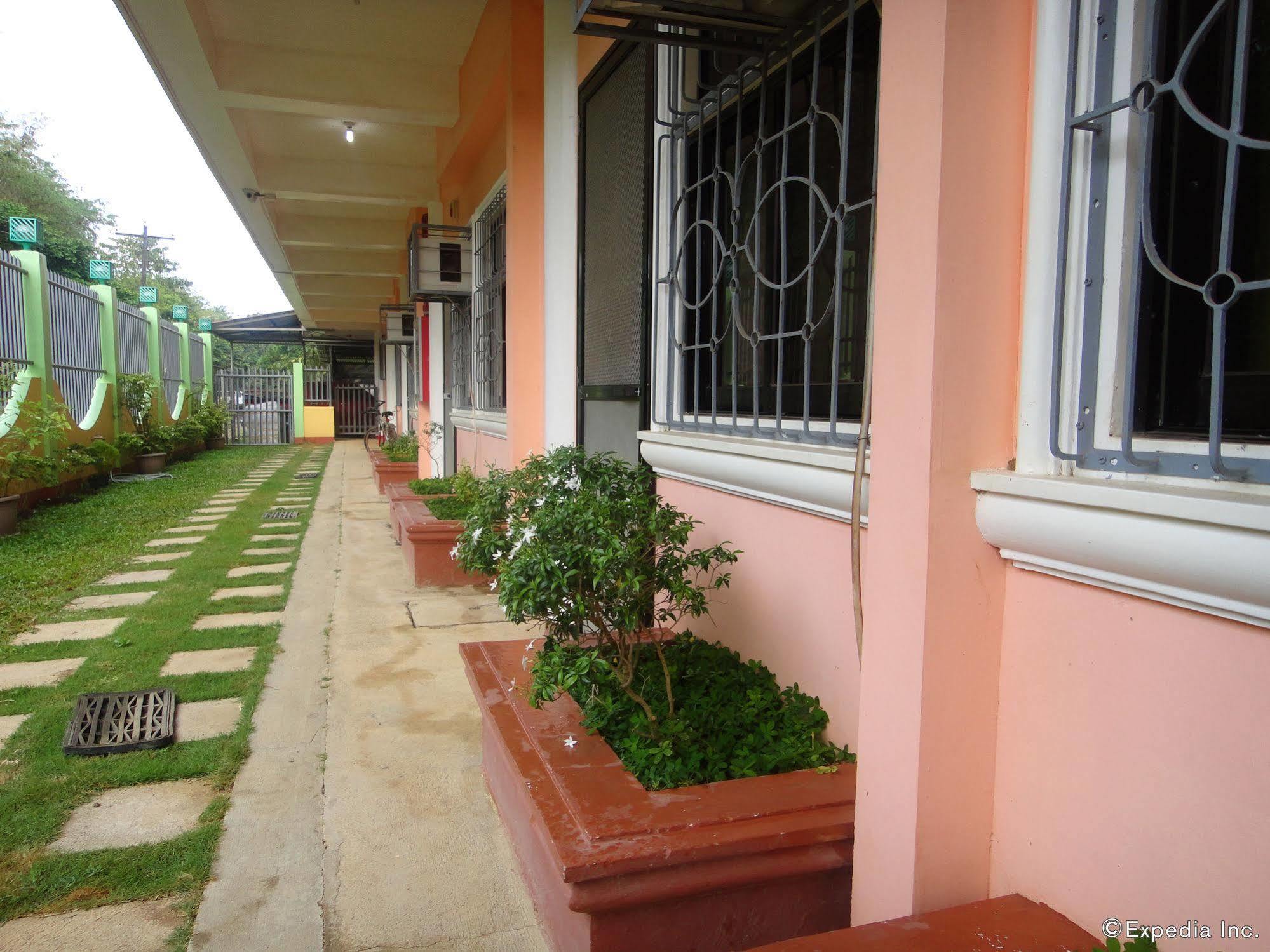Amerson Pension Place Puerto Princesa Exterior foto